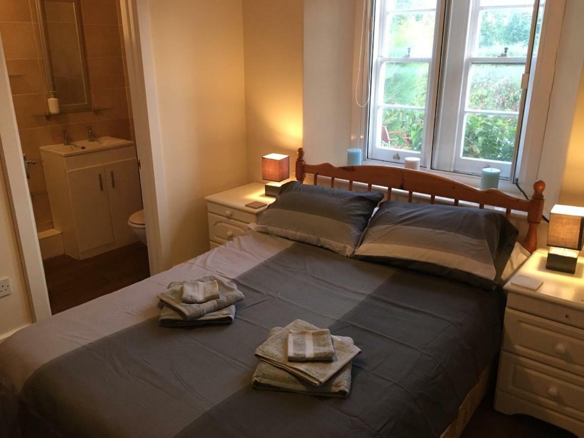 Holly Grove - Homestay Bristol Kültér fotó